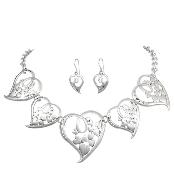 5 Filigree Hearts Silver Necklace Earrings Set - Picture 1 of 3